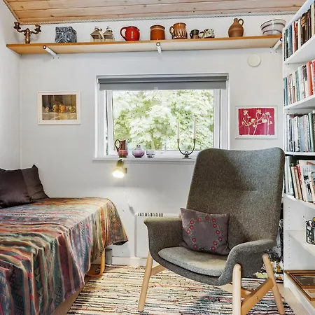 3 Bedroom Gorgeous In בית נופש Fur