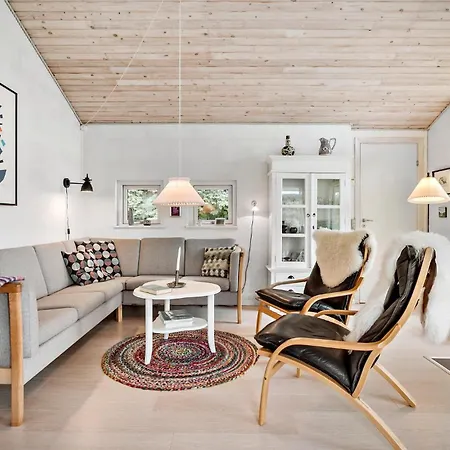 3 Bedroom Gorgeous In Fur